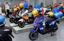 Cuộc cạnh tranh giữa xe máy điện và xe máy xăng tại Việt Nam ngày càng nóng
